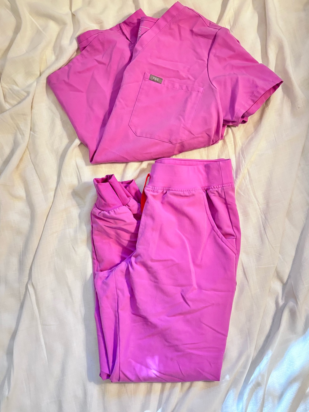 Figs Pink Medium Joggers & Top Set